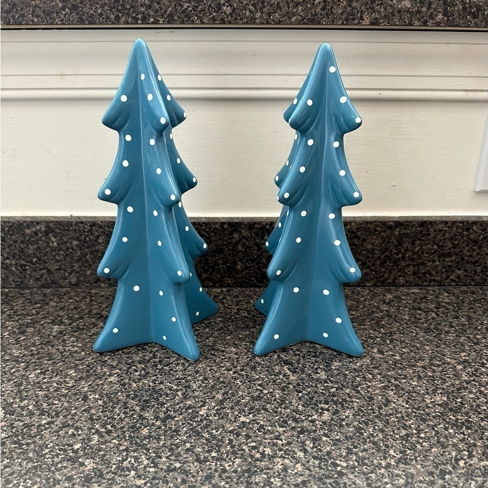 Blue and White Ceramic Polka Dot Tree Set 2